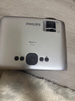 Projektor philips - 4