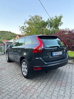 VOLVO XC60 2.4D 4x4 AUTOMAT - FULL VÝBAVA - SUPER STAV- - 4