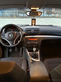 BMW 118D - 4