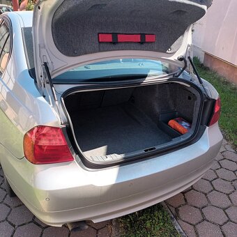 BMW 318d - 4