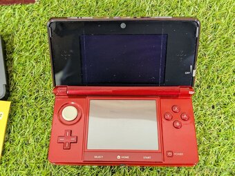 Nintendo 3DS, červené, hry Mario a LEGO, orig. krabica, dock - 4