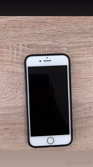 iPhone 7 - 4