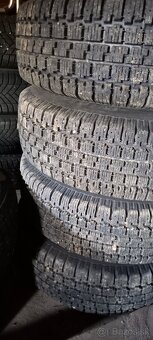 Predám 215/75 R 15 - 4