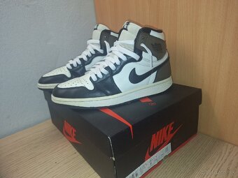 Jordan 1 mocha - 4