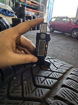 2KS 235/60/18 PIRELLI - 4