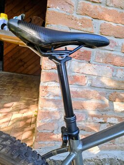 Kellys Tygon R50 P 2023, Shimano XT brzdy, teleskopka - 4