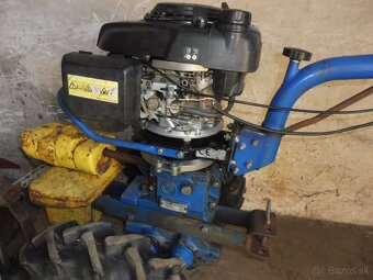predám malotraktor agzat s náradím - 4
