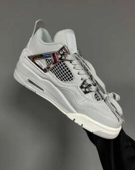 Nike Air Jordan 4 Frozen Moments - 4