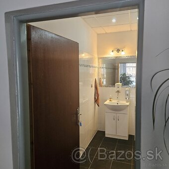 Kancelárske alebo obchodné priestory 70m2,Sečovce - 4