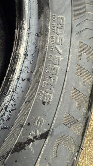 Goodyear efficient grip performance 205/55/16 91H - 4