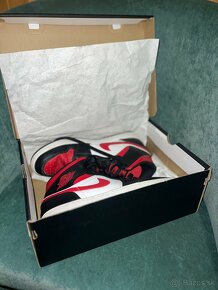 Nike Air Jordan 1 Mid “BRED TOE” - 4