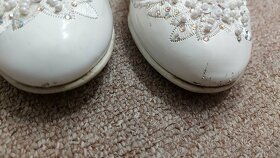 Biele topánky na podpätkoch veľ.33 - 4