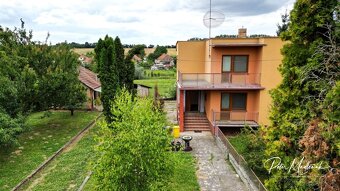 Na predaj 4-izbový poschodový rodinný dom s pekným pozemkom - 4