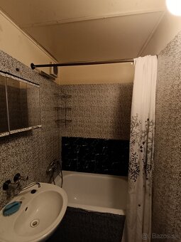 Predaj garsónka , Levice , 20 m2 - 4