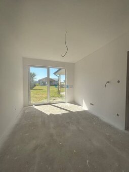 Novostavba RD - holodom - Malý Cetín - 4