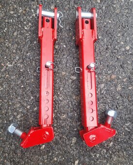 PREDAM TIAHLO+KONZOLA,TRETI BOD TRAKTOR ZETOR - 4