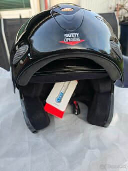 Helma Airoh vyklapačka - 4