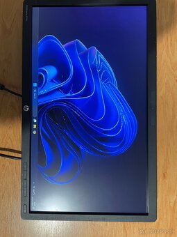 Monitor HP EliteDisplay E221c 22 palcov - 4