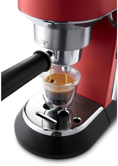 Predám kávovar De'longhi - 4