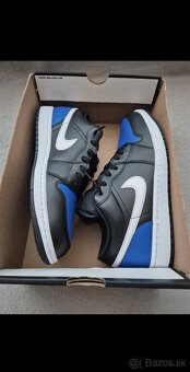 Nike Air Jordan 1 - 4