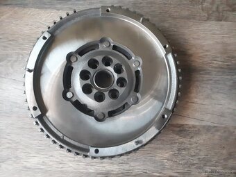 Zotrvačnik Mazda 3 Mazda 6 lift - 4