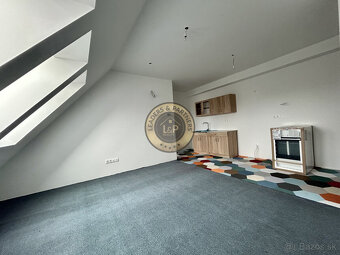 PREDAJ 2izbový byt Bezenye - 4