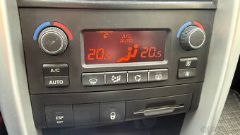 Predám Peugeot 207 1,4 HDI - 4