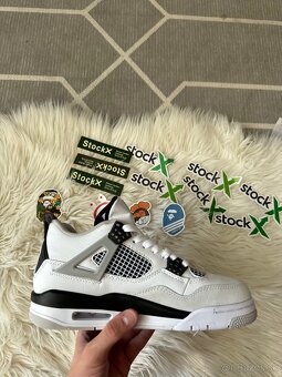 Jordan 4 - 4