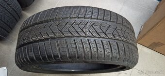 Pirelli 245/40R19 98V - 4