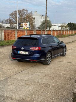 Volkswagen Passat Variant 2.0 TDi DSG R-line - 4