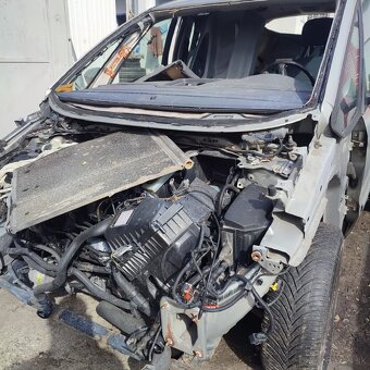 Ford S-MAX - 4