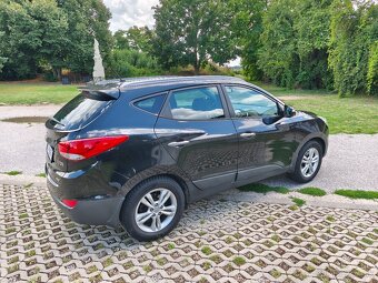 Hyundai ix35 4WD 2.0 benzin 4x4 M5 - 4