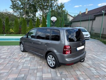 Predám VW Touran 1.9TDI 77kw 2009 250 000km - 4