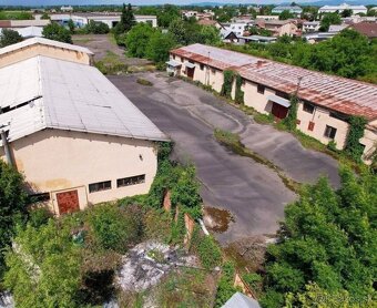 Na predaj: Rozsiahly podnikateľský areál - 4