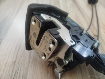 Zámok  na Nissan x trail t31 - 4