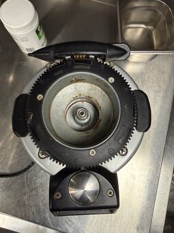 Profesionálny kávomlynček Macap MXD - 4