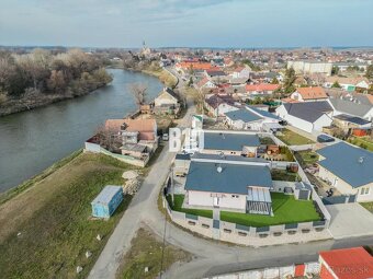NOVOSTAVBA 3i rodinného domu v pokojnej časti obce - 4