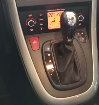 Fiat Croma 1.9 JTD model 2005-2011 - 4