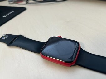 Apple Watch 6 44mm hodinky RED - 4