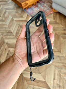 Nový vodotesný kryt na iPhone 13. - 4