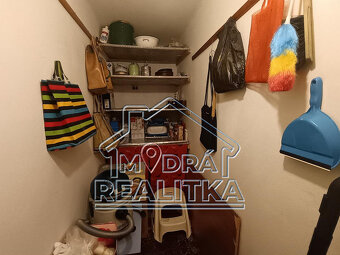 Rezervované - Veľký 2 izbový byt ma Sídlisku I - 4