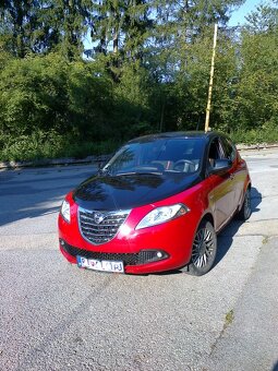 Lancia Ypsilon 1.2 8V - 4