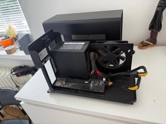 eGPU Razer Core X - 4