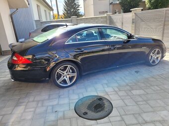 Mercedes- Benz CLS 63AMG - 4