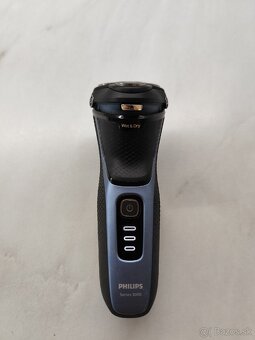 Holiaci strojček Philips series 3000 - 4