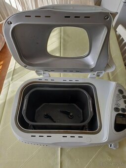 Domáca pekáreň AFK BM3 - 4