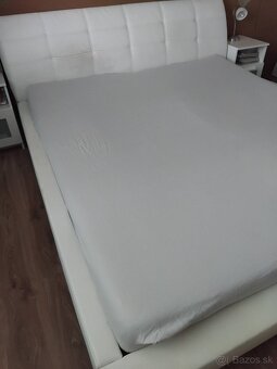 Manželská posteľ - 4