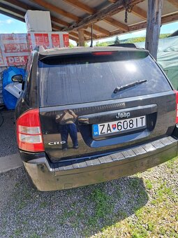Jeep Compass - 4