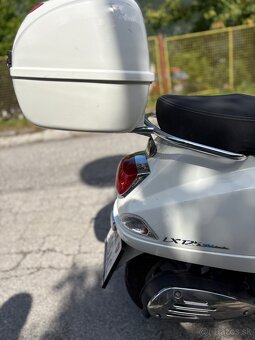 Skúter Vespa LX 125 ie 4T - 4