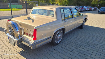 Cadillac Deville Sedan de Ville - 4